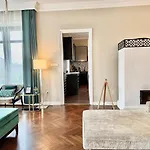 Willa Luxury -