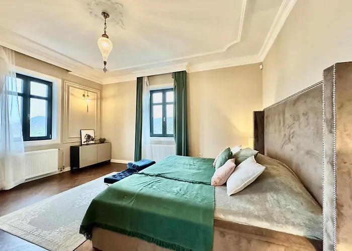 Luxury - Villa Solymár